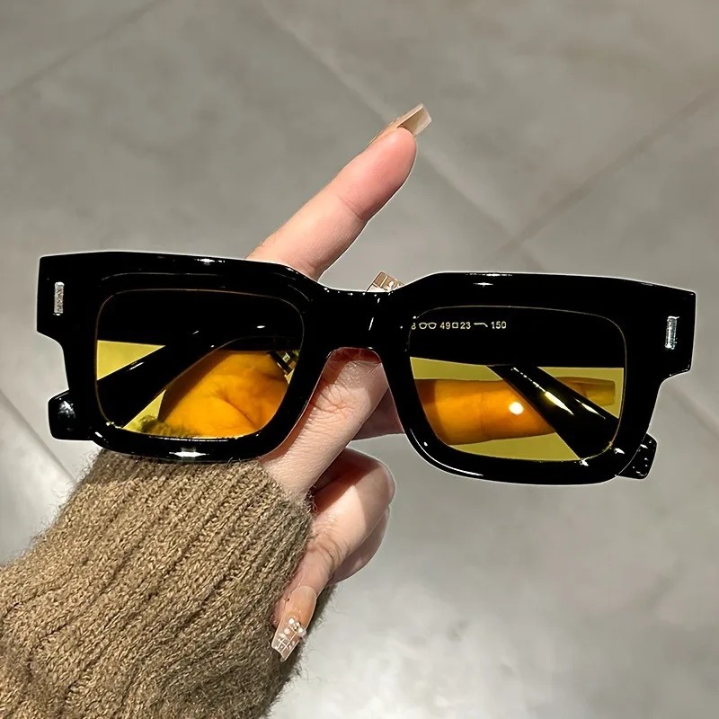 Luksusowe prostokątne okulary  – Luxury Lifestyle Store recenzja i cena